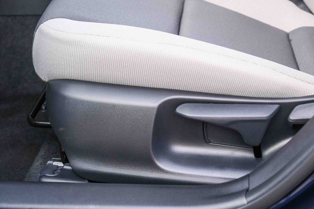 Thumbnail: 2025 Toyota Corolla - 23