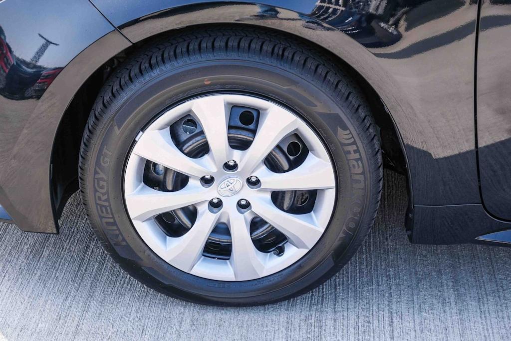 Thumbnail: 2025 Toyota Corolla - 16