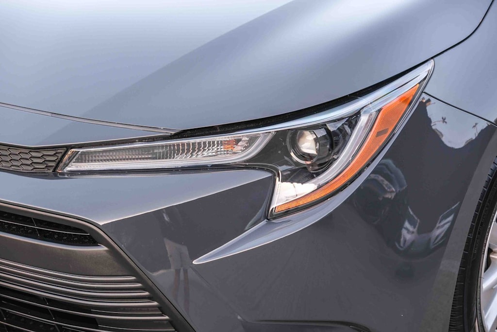 Thumbnail: 2025 Toyota Corolla - 22