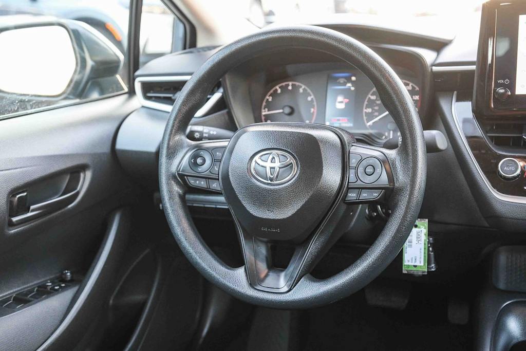 Thumbnail: 2025 Toyota Corolla - 8