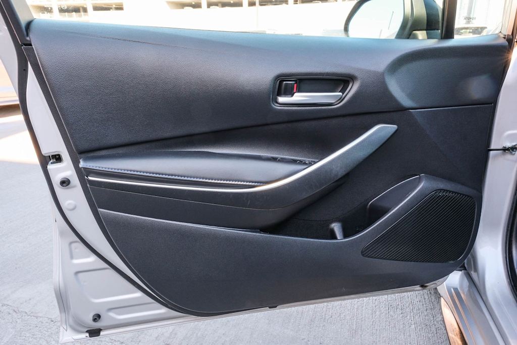 Thumbnail: 2021 Toyota Corolla - 26