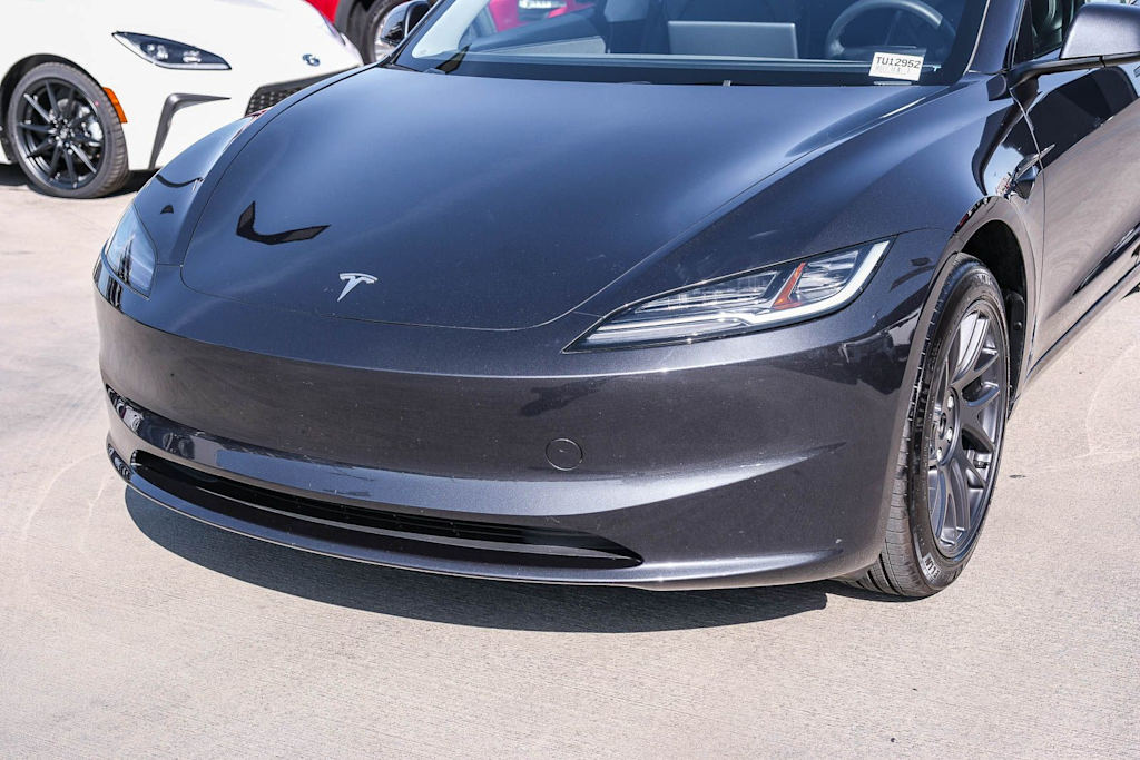 Thumbnail: 2025 Tesla Model 3 - 19