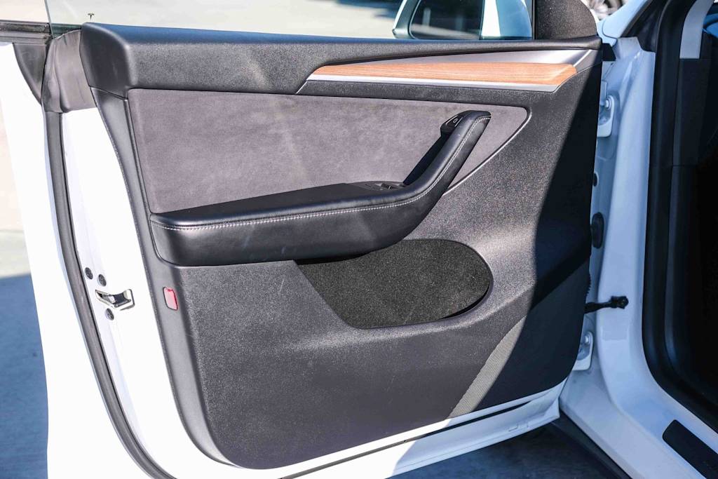 Thumbnail: 2023 Tesla Model Y - 23