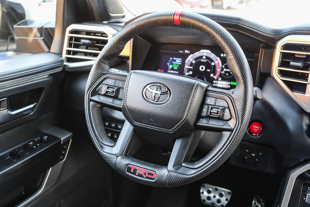 Thumbnail: 2025 Toyota Sequoia - 8