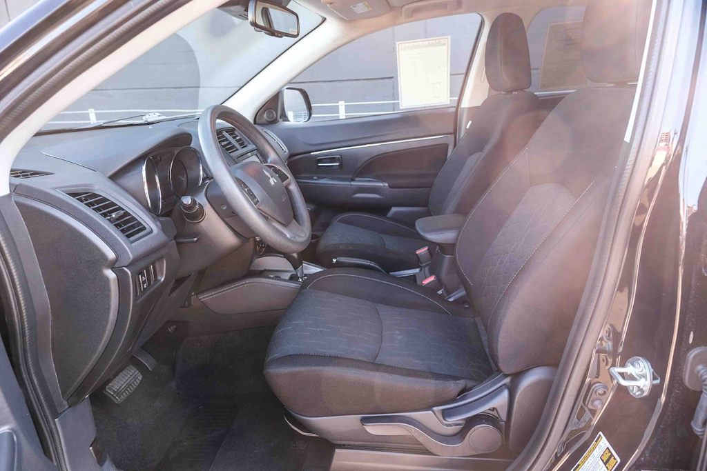 Thumbnail: 2025 Mitsubishi Outlander Sport - 11