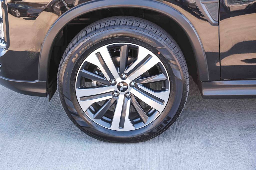 Thumbnail: 2025 Mitsubishi Outlander Sport - 19