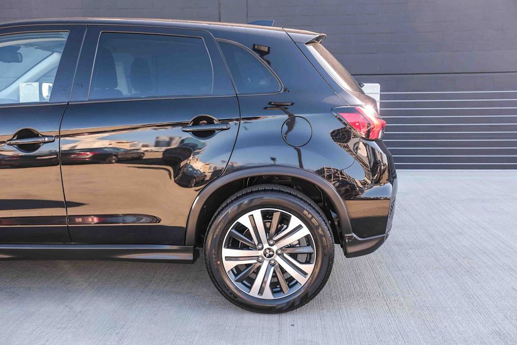 Thumbnail: 2025 Mitsubishi Outlander Sport - 6