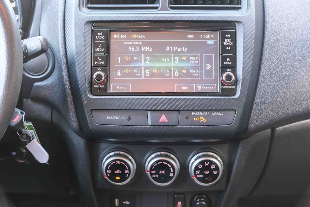 Thumbnail: 2025 Mitsubishi Outlander Sport - 13