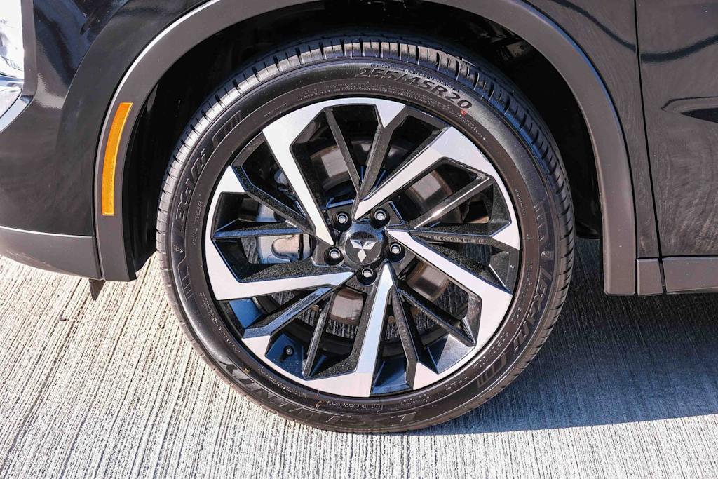 Thumbnail: 2024 Mitsubishi Outlander - 18