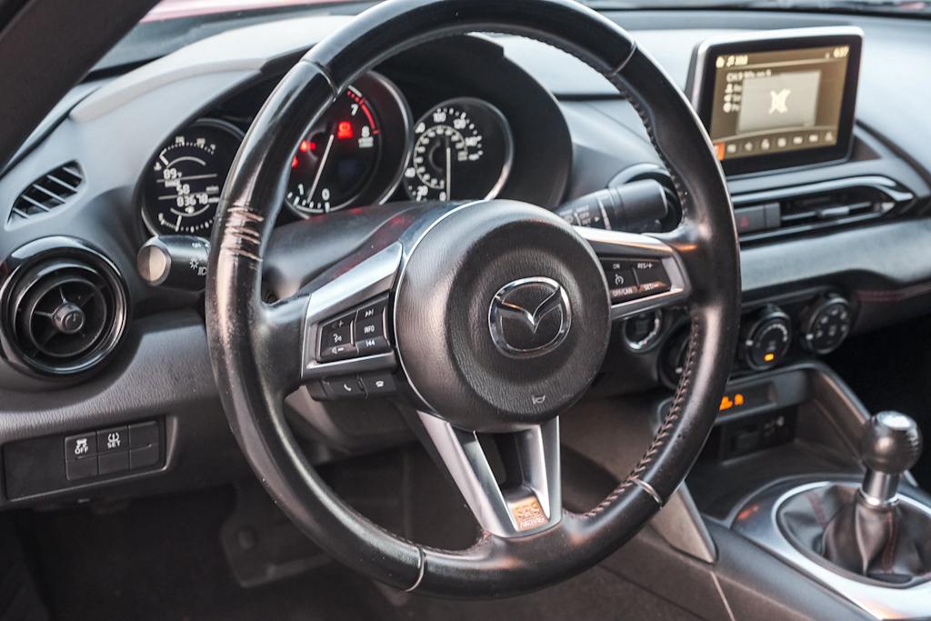 Thumbnail: 2016 Mazda MX-5 Miata - 11