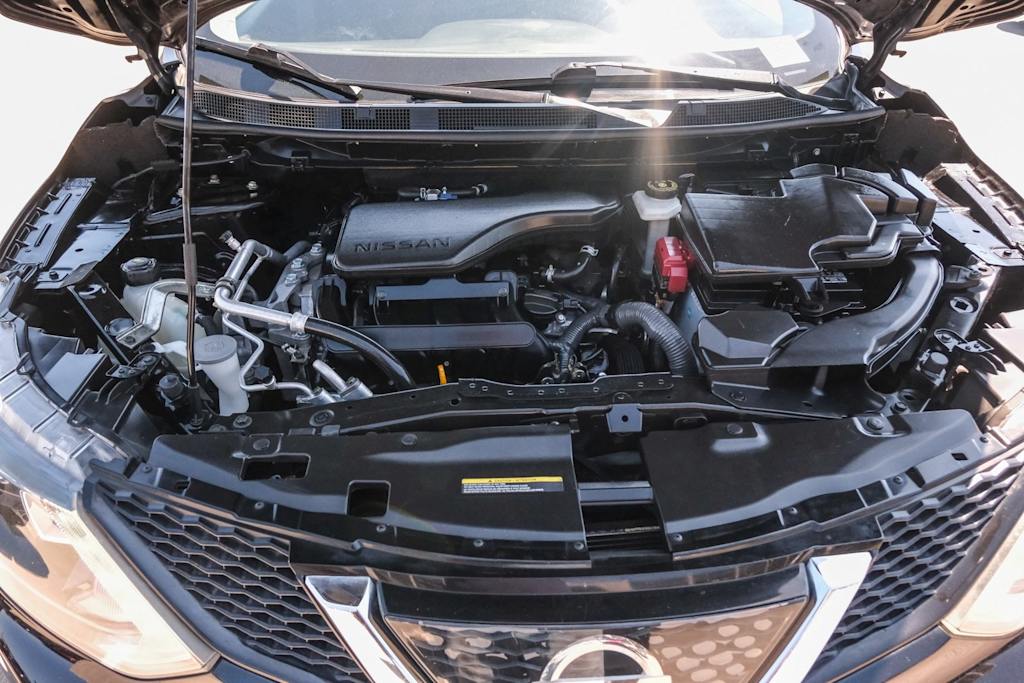 Thumbnail: 2018 Nissan Rogue Sport - 8