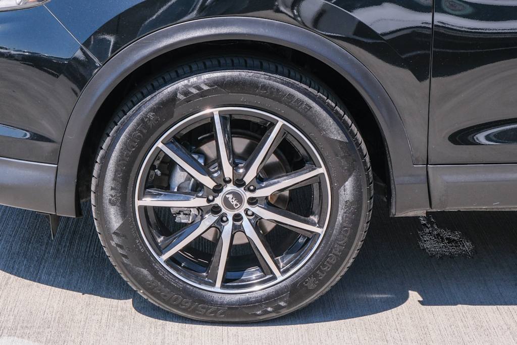 Thumbnail: 2018 Nissan Rogue Sport - 7