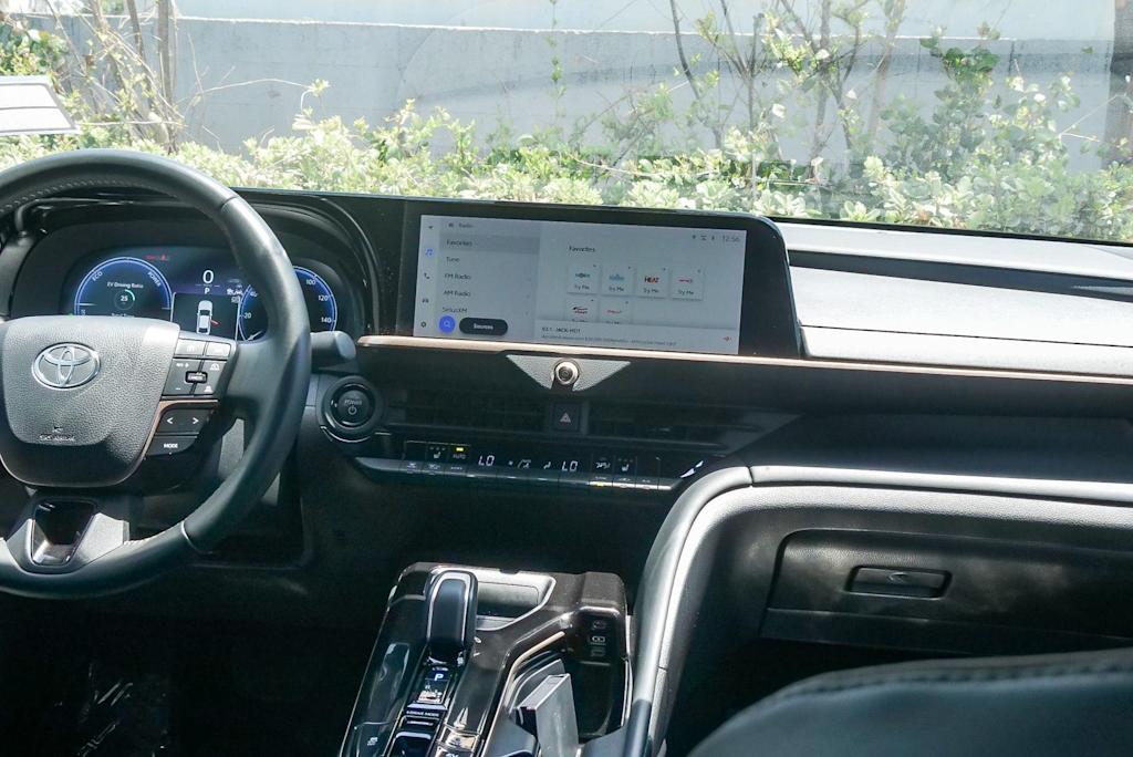 Thumbnail: 2024 Toyota Crown - 2