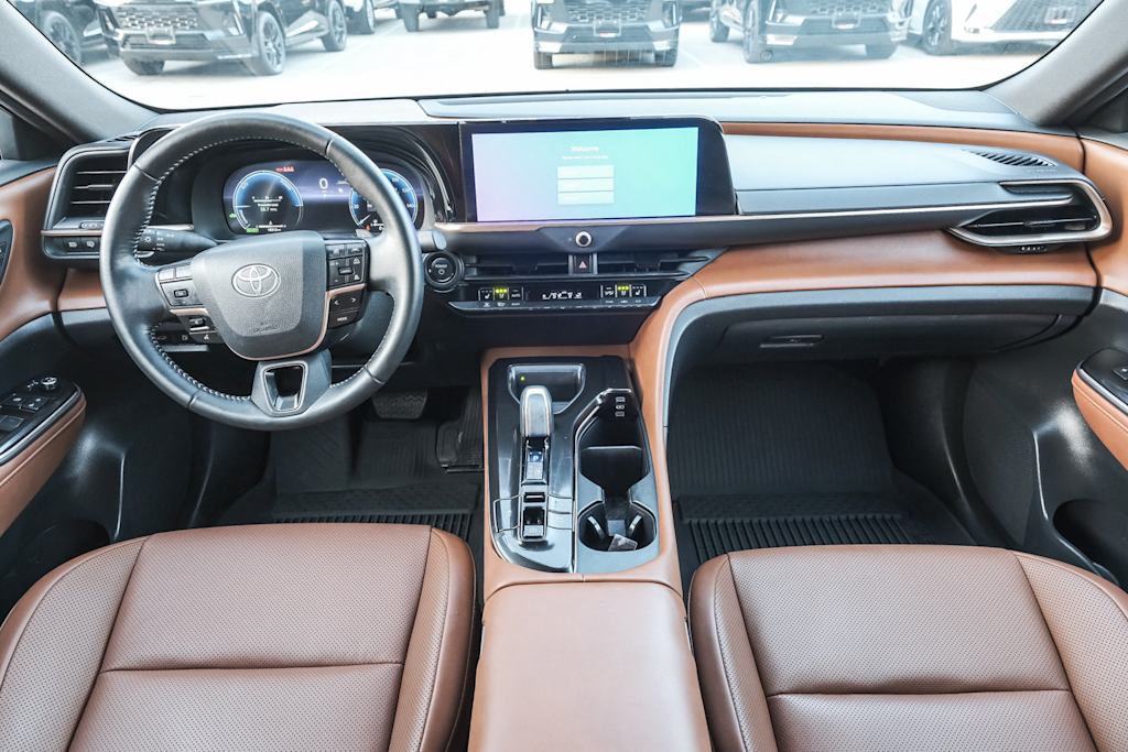 Thumbnail: 2025 Toyota Crown Signia - 2