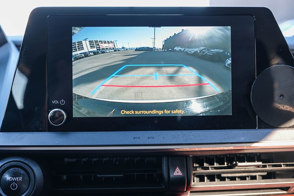 Thumbnail: 2025 Toyota Prius v - 29