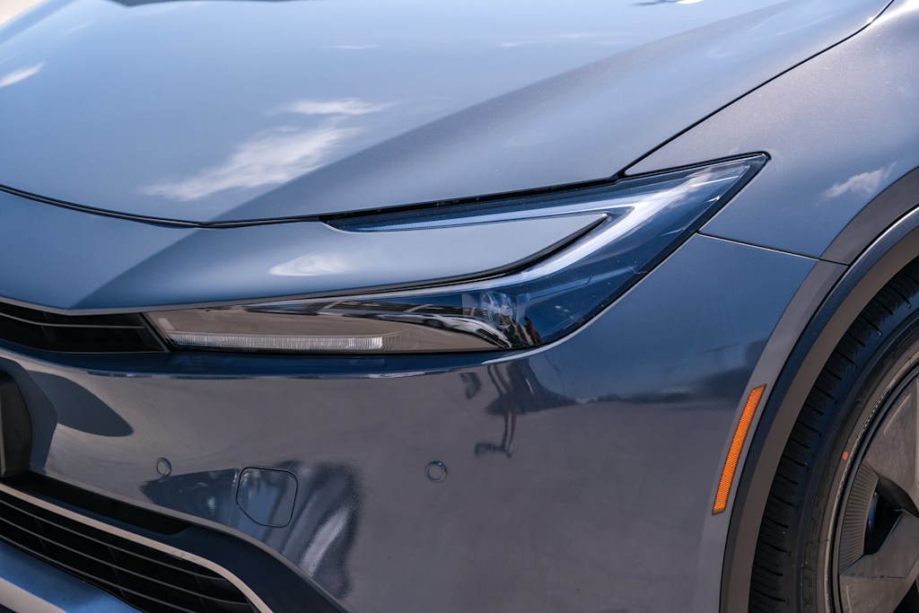 Thumbnail: 2024 Toyota Prius Prime - 16