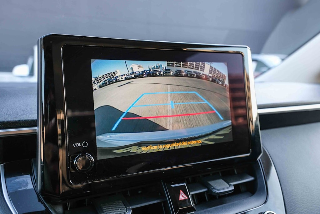 2026 Toyota Corolla LE - Photo 27