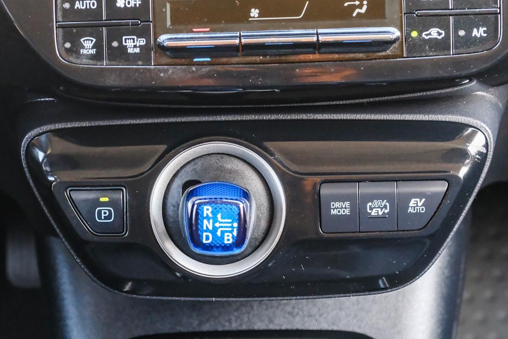 Thumbnail: 2022 Toyota Prius Prime - 23