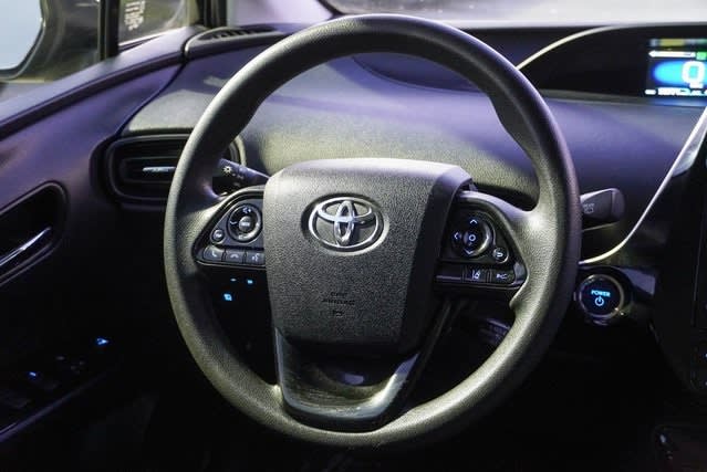 2021 Toyota Prius LE 9