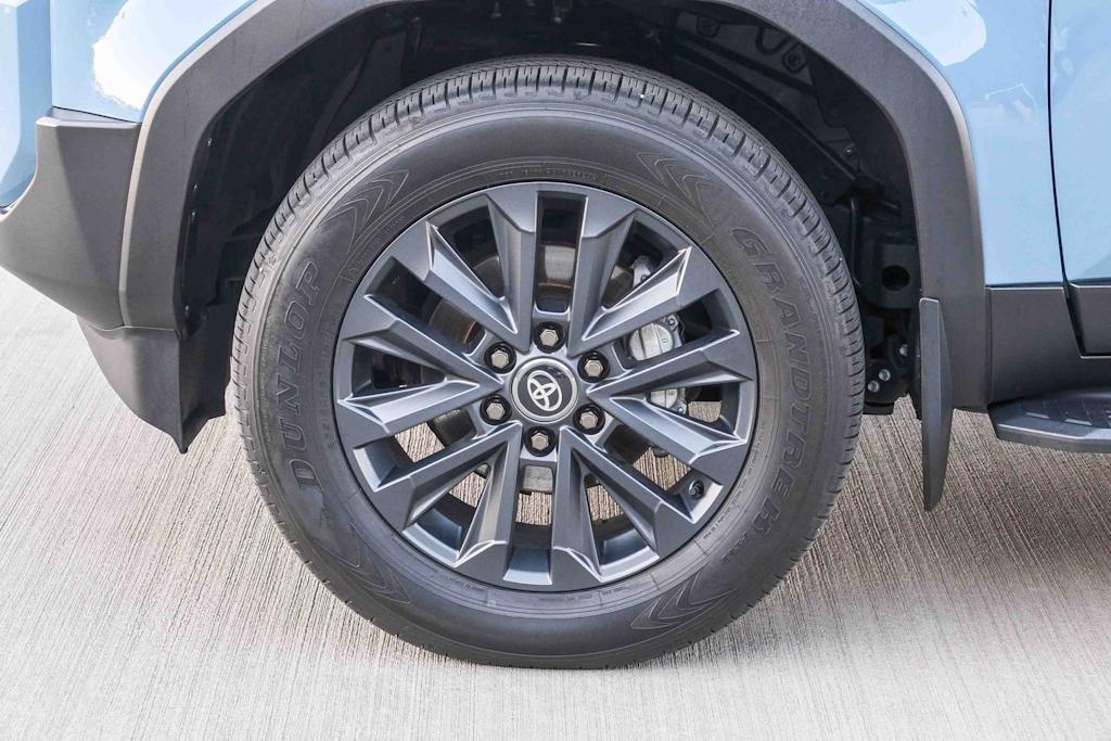 Thumbnail: 2024 Toyota Land Cruiser - 18