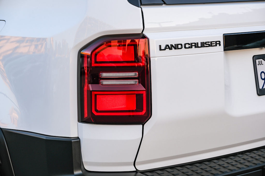 Thumbnail: 2025 Toyota Land Cruiser - 18