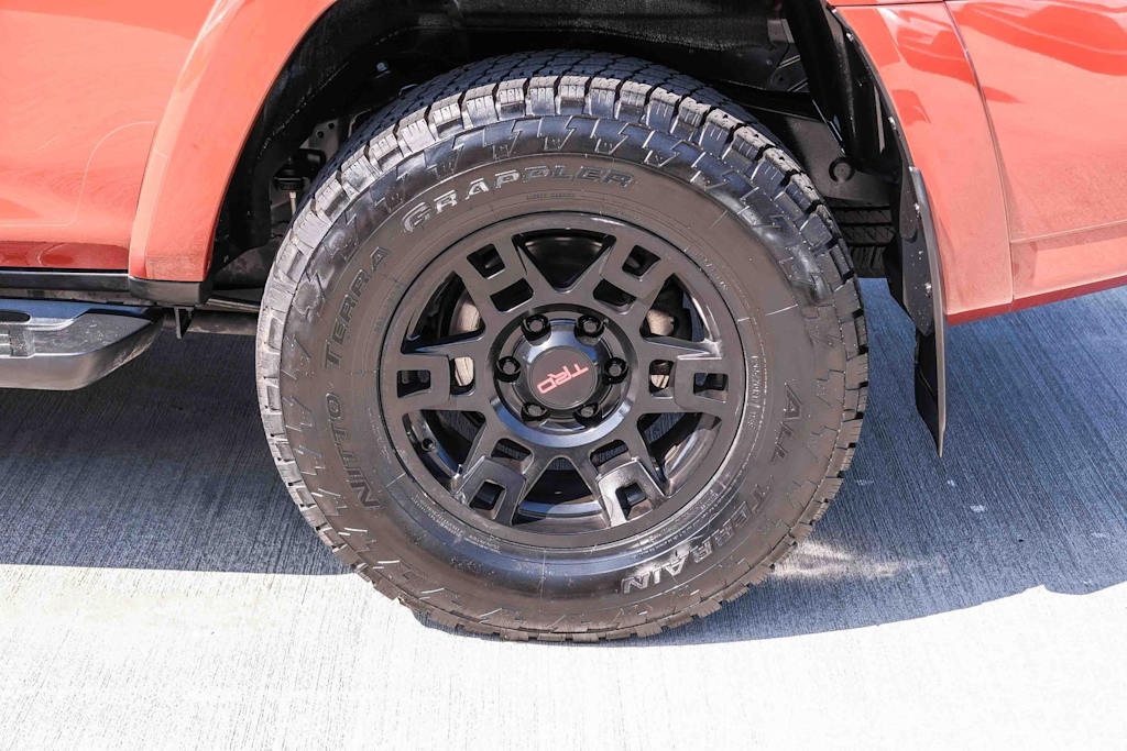 Thumbnail: 2024 Toyota 4Runner - 6