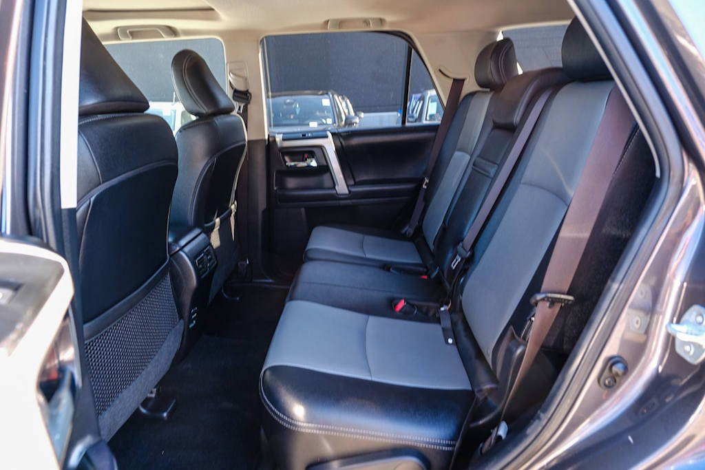Thumbnail: 2019 Toyota 4Runner - 12