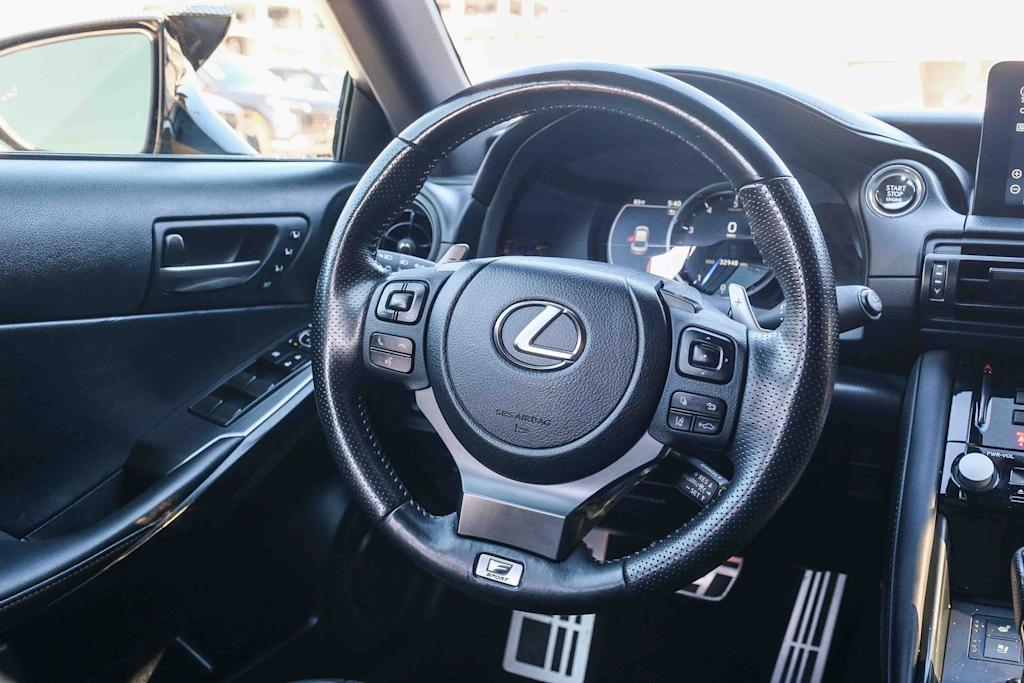 Thumbnail: 2025 Lexus ES - 13
