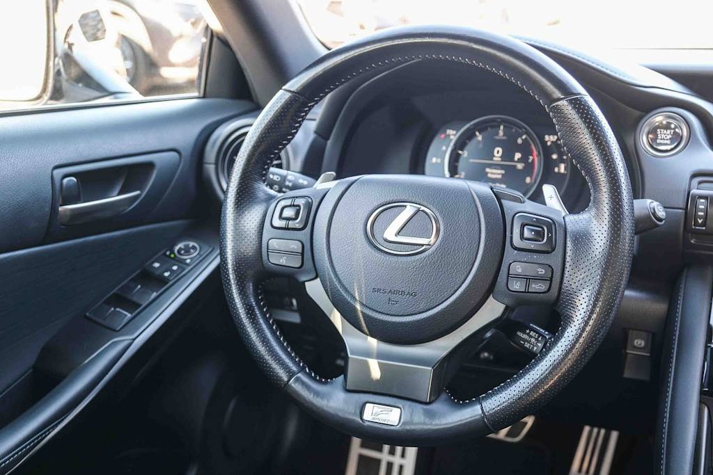 Thumbnail: 2023 Lexus IS - 10