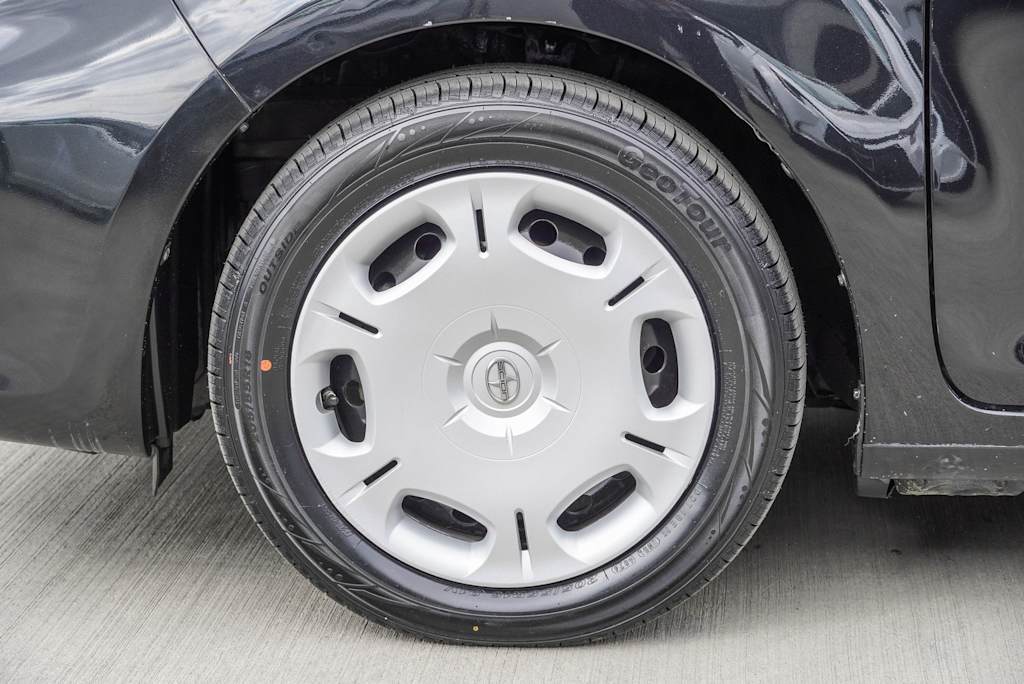 2013 Scion xB Base 19