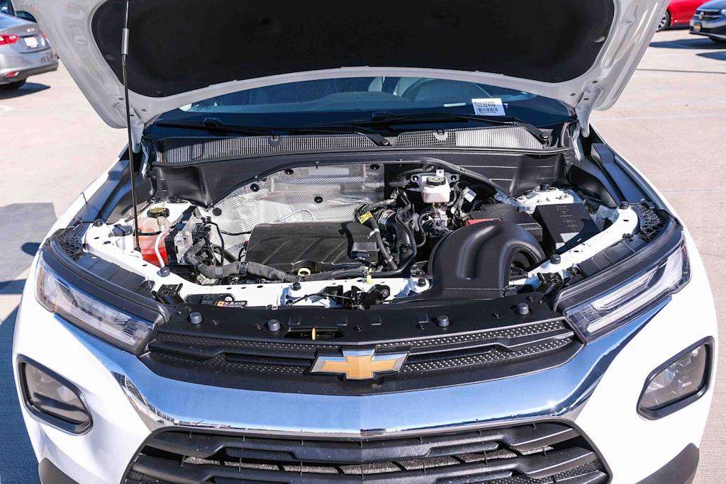 Thumbnail: 2023 Chevrolet TrailBlazer - 8