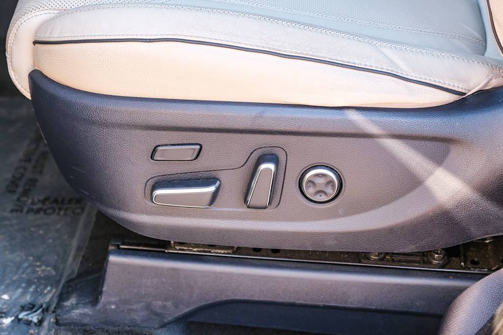 Thumbnail: 2023 Hyundai Palisade - 27