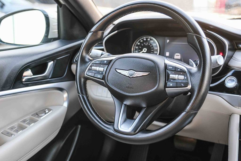 Thumbnail: 2024 Genesis G70 - 8