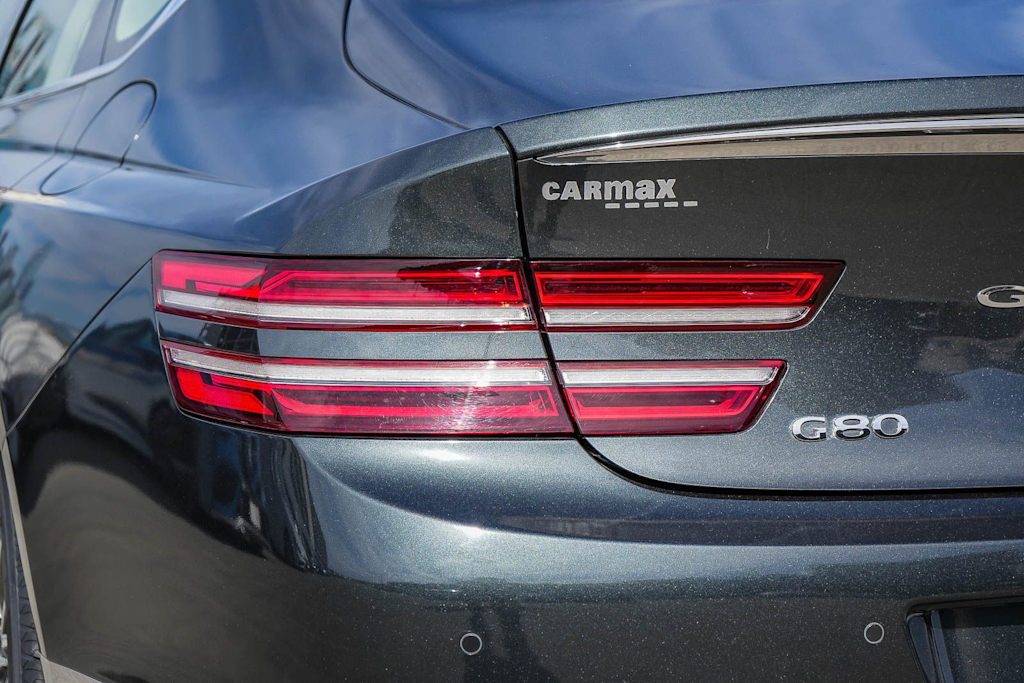 Thumbnail: 2022 Genesis G80 - 21