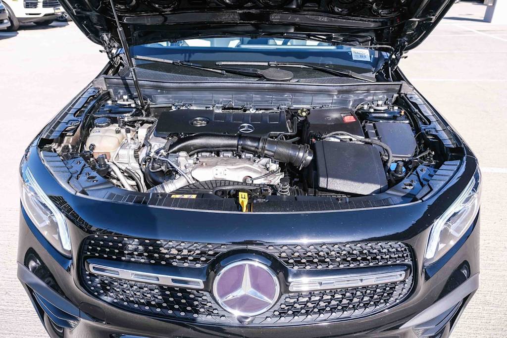Thumbnail: 2023 Mercedes-Benz GLB - 9