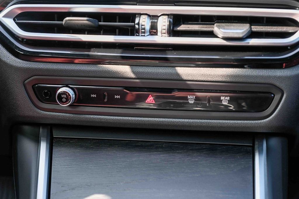 Thumbnail: 2024 BMW 4 Series - 21