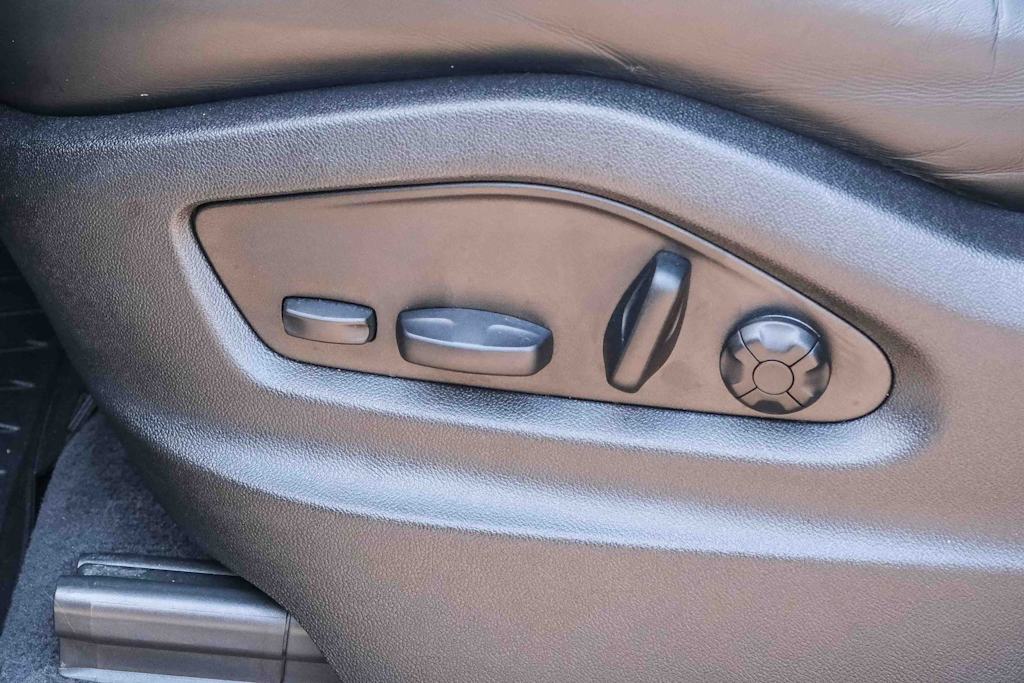 Thumbnail: 2022 Porsche Cayenne - 24