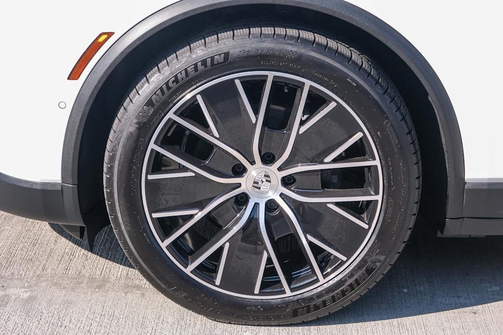 Thumbnail: 2024 Porsche Macan - 19