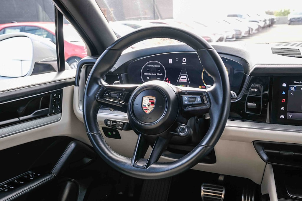 Thumbnail: 2024 Porsche Cayenne - 7