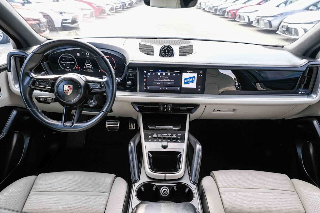 Thumbnail: 2024 Porsche Cayenne - 2