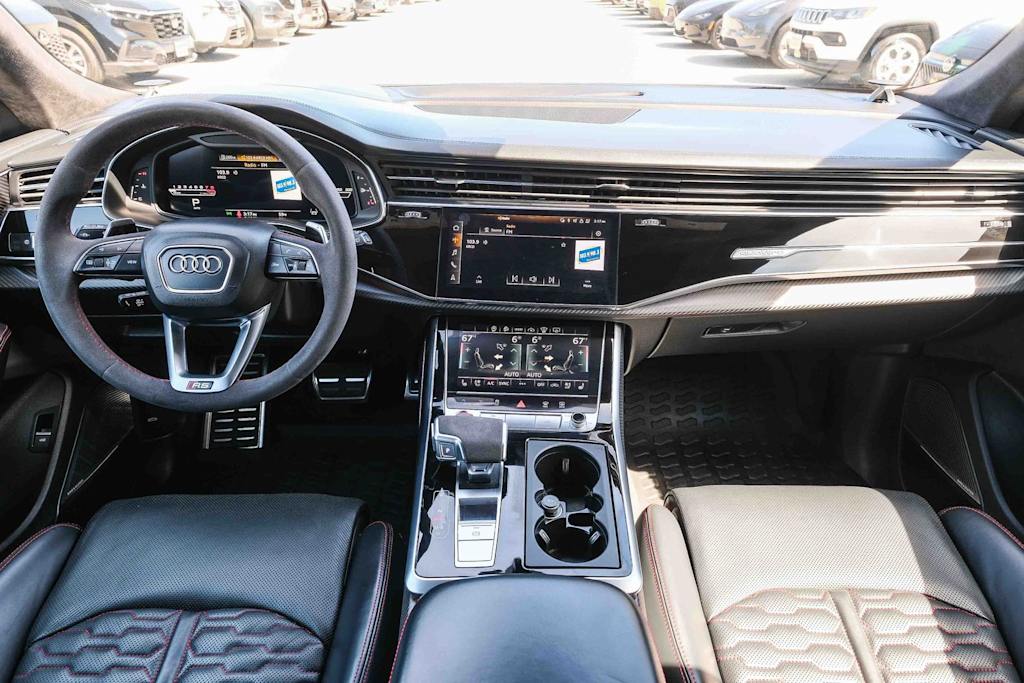 Thumbnail: 2022 Audi RS Q8 - 2