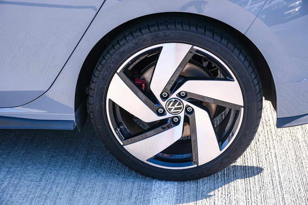 Thumbnail: 2024 Volkswagen Golf - 8