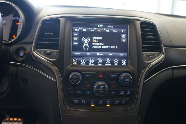 Thumbnail: 2018 Jeep Grand Cherokee - 13