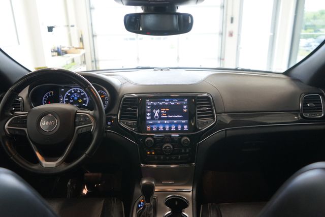 Thumbnail: 2020 Jeep Grand Cherokee - 9