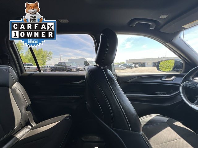 Thumbnail: 2023 Jeep Grand Cherokee L - 25