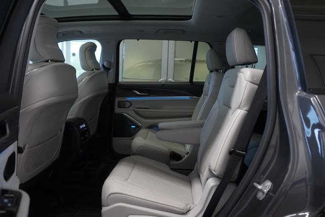 Thumbnail: 2022 Jeep Grand Cherokee L - 31