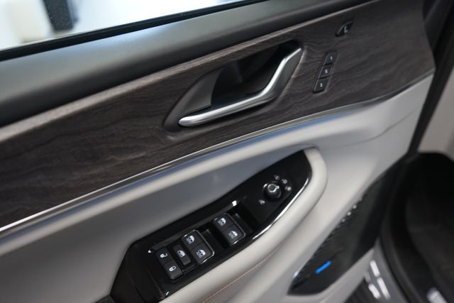 Thumbnail: 2022 Jeep Grand Cherokee L - 29