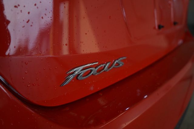 Thumbnail: 2017 Ford Focus - 6