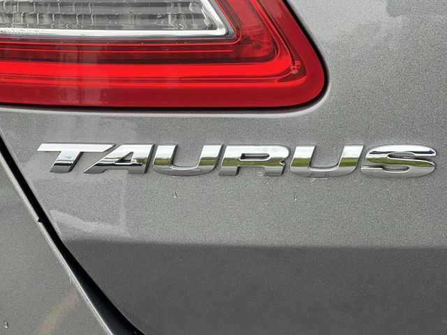 Thumbnail: 2013 Ford Taurus - 7