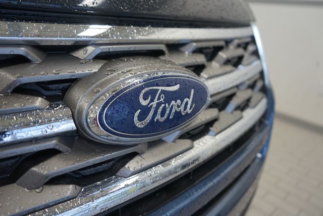 Thumbnail: 2018 Ford Explorer - 6